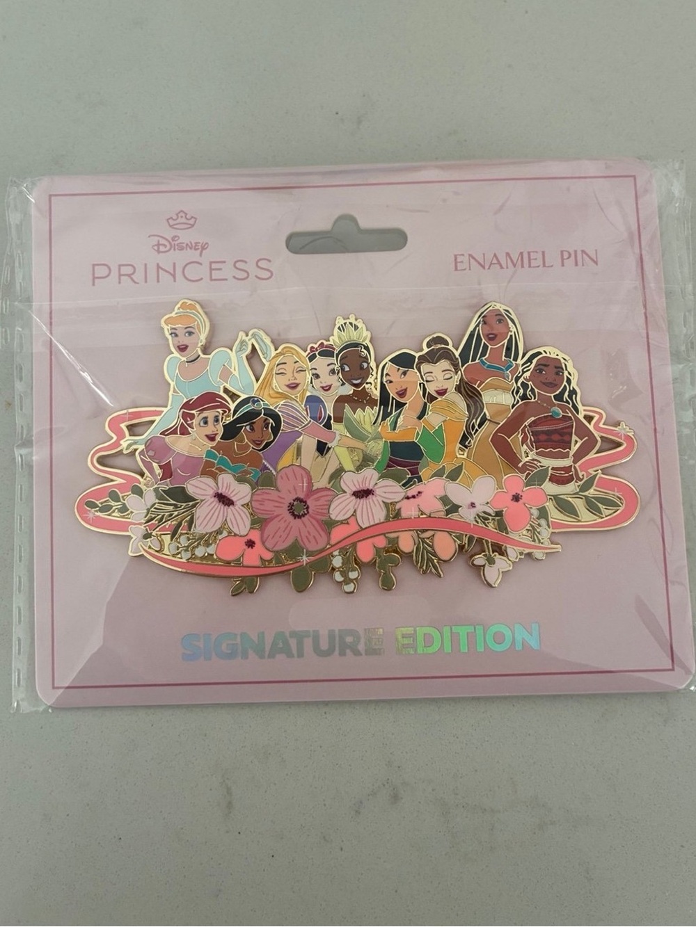 Disney Pink Floral Princess Group Enamel PALM pin- LE 500